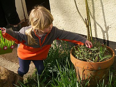 12 Idéias incríveis de brincadeiras para a Páscoa no Jardim + Download Grátis 2 caçaaosovos4