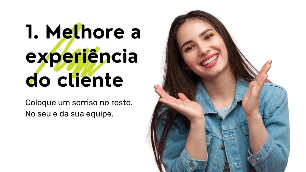 8 Estratégias para conquistar a Fidelidade do Cliente em negócios de Jardinagem e Paisagismo 11 Moça sorrindo para melhorar o atendimento ao cliente